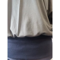 Sportowa bluzka ze ściągaczami i z golfem - khaki i czarny